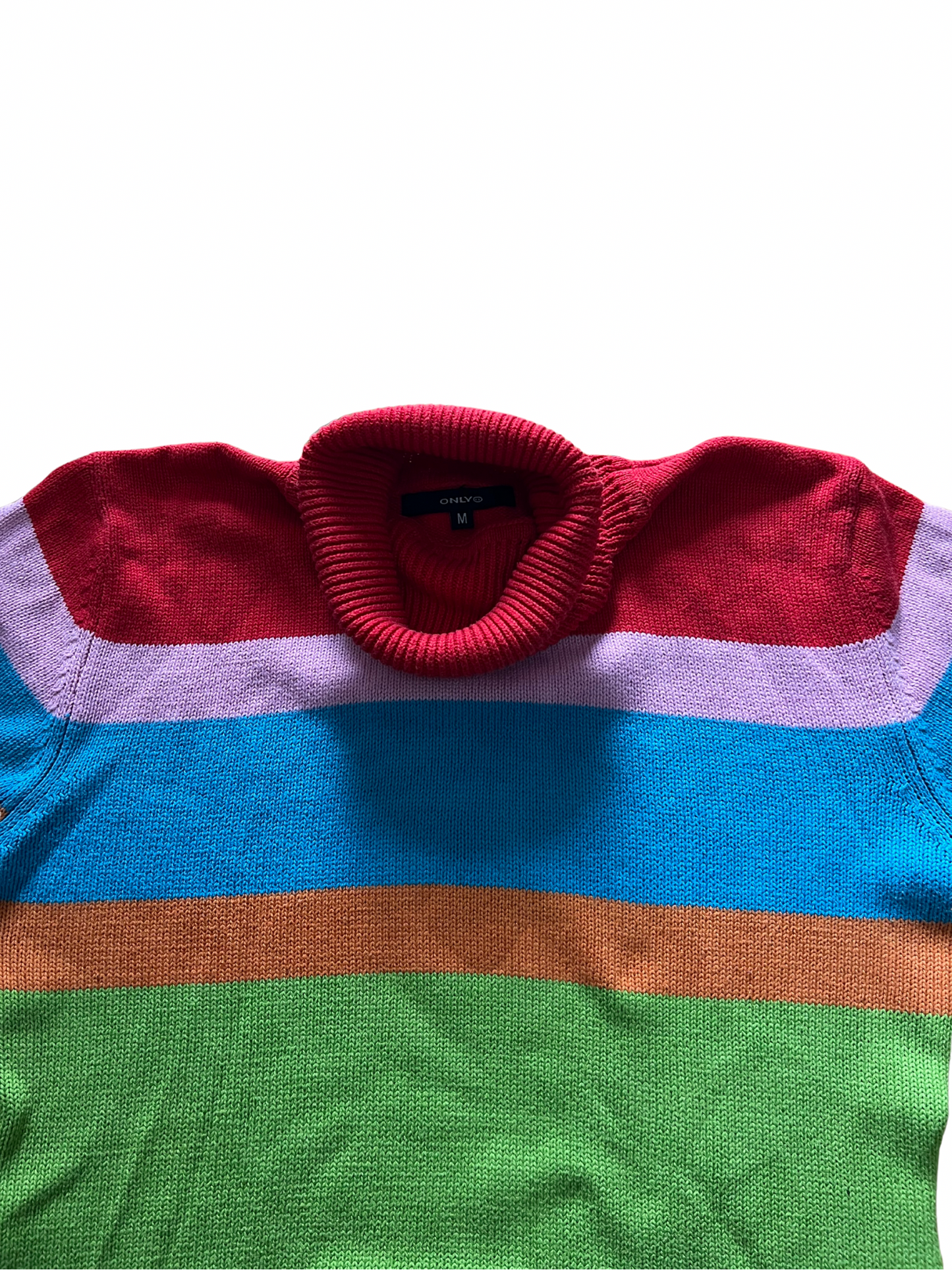 coloured pullover