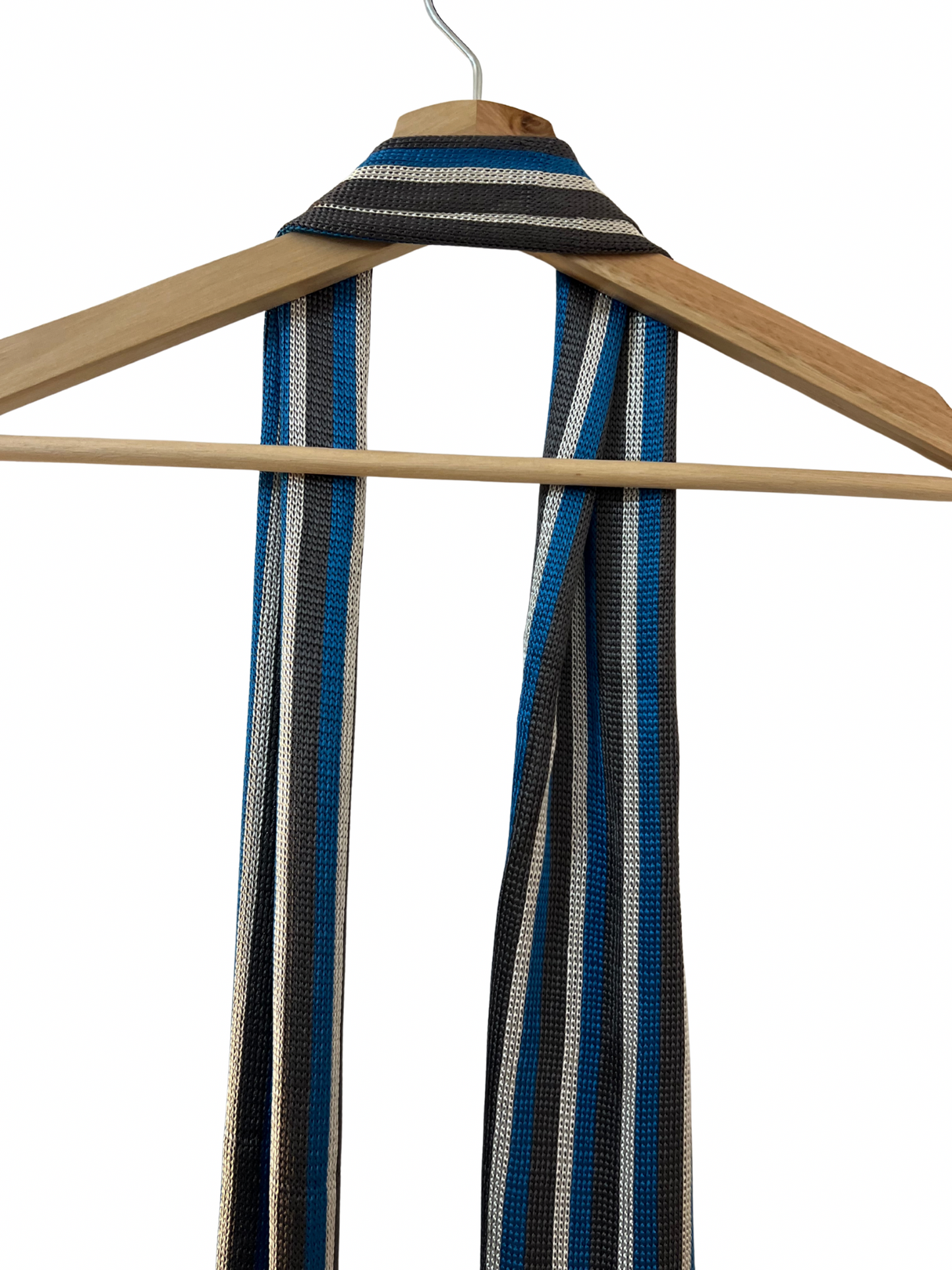 skinny blue striped scarf