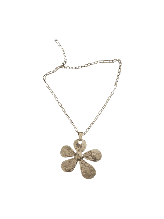 flower necklace