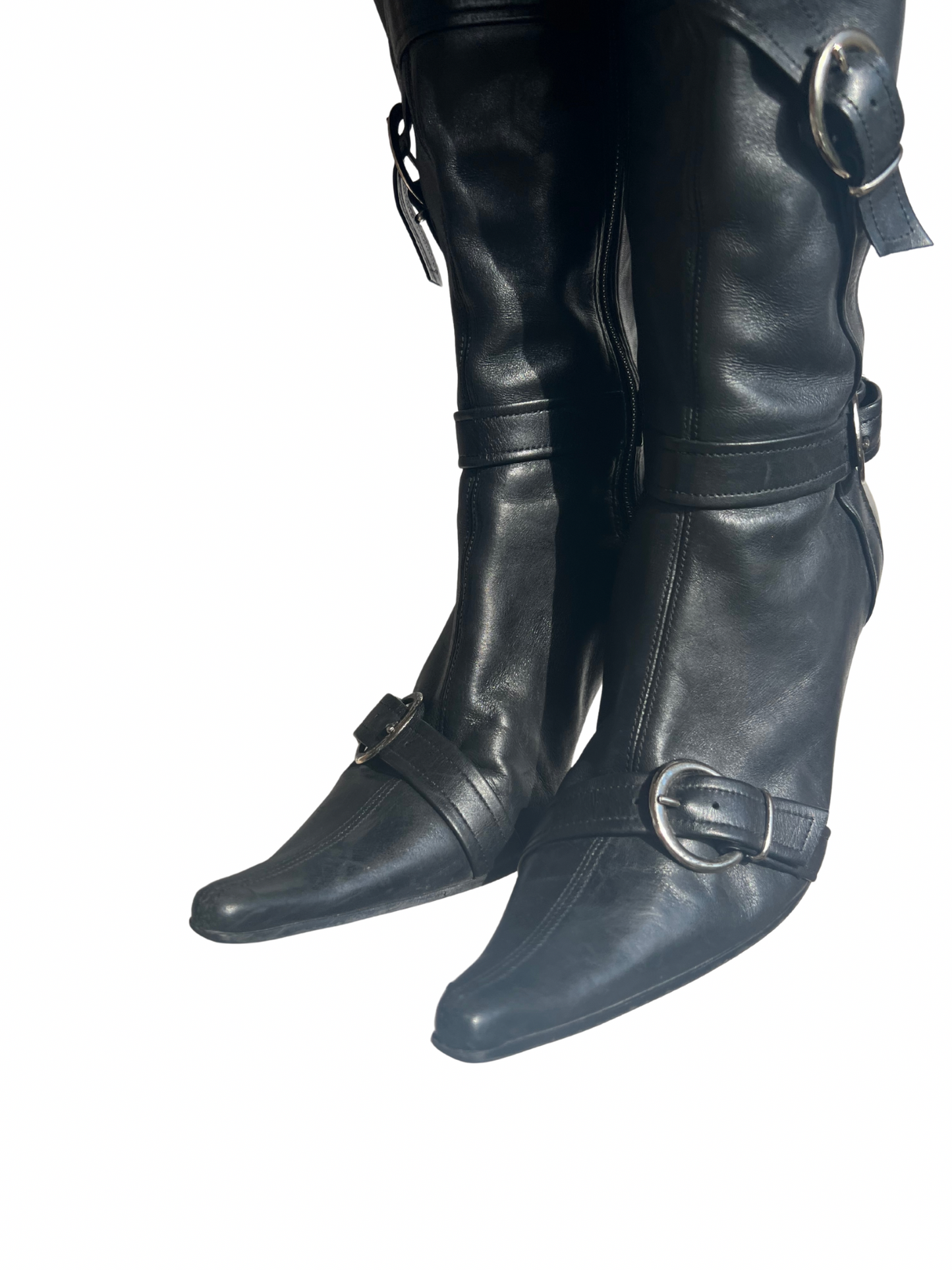 rare buckle buffalo london heels