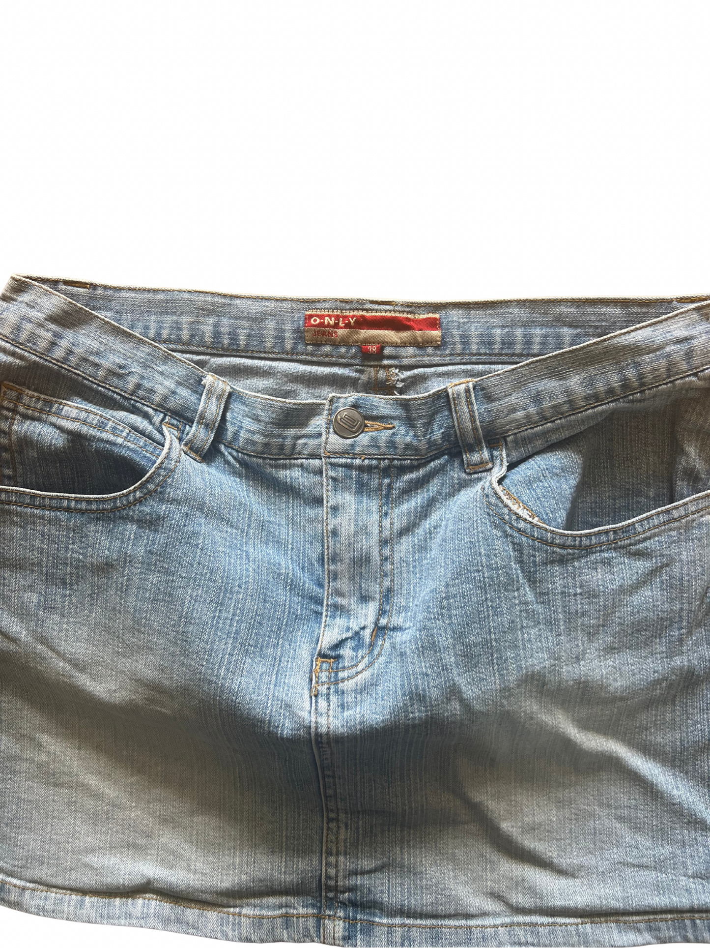 2000 mini skirt
